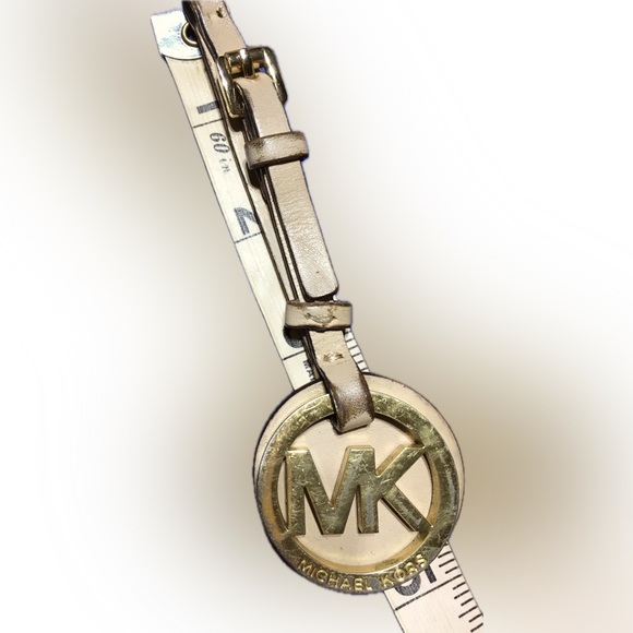 Michael Kors MK Charm Hang Tag Gold Tone Keychain Key Fob Charm - Picture 2 of 5